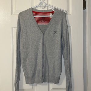 Men’s gray cardigan